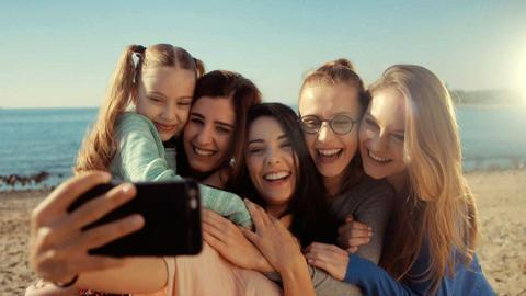مسلسل من اجل بناتي الحلقة 6 | قصة عشق